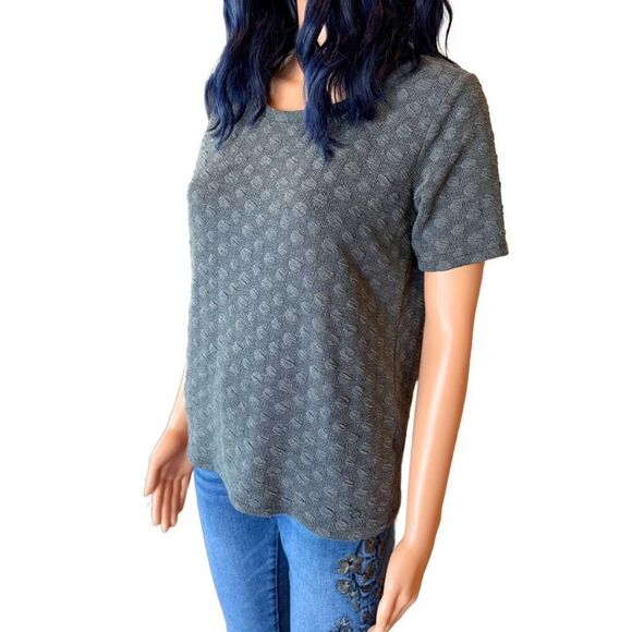 Anthropologie Numph Gray Textured Ribbed Short Sleeve Polka Dot Shirt - Picture 4 of 7